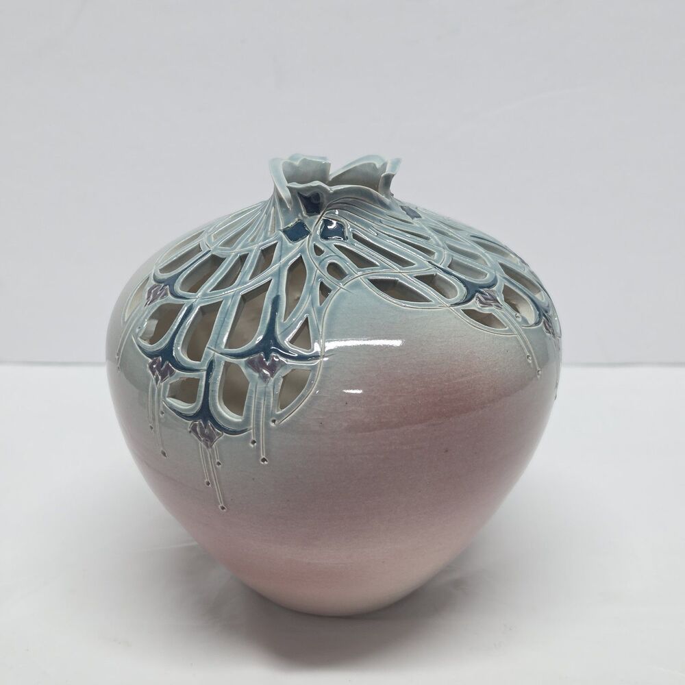 Julia Munn Livingston Signed 1991 Art Nouveau Reticulated Studio Pottery Vase